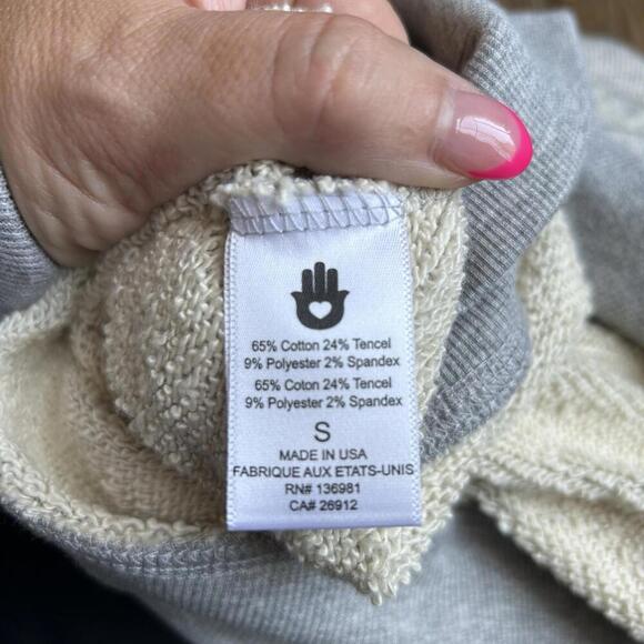 NWT Spritual Gangster Small Grey Namaste Patch Sweatshirt crewneck 3/4 sleeve - Picture 9 of 9